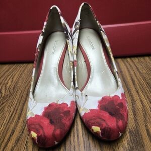 Liz Claiborne Floral Print Heels.